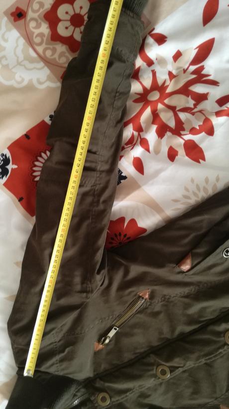 Tmavozelená bunda, s