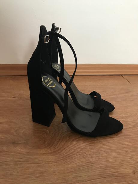 Čierne sandále, 38