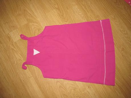 Cyklaménové šaty v. 98, 98