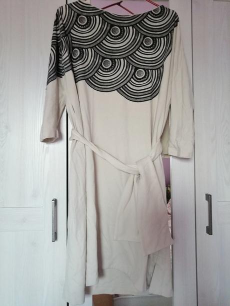 Šaty isabel de pedro, 40