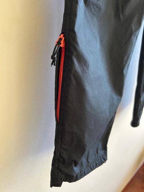 Outdoorové čierne nohavice zn.wrangler atg 2v1, wrangler,l