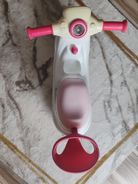 Odrážadlo / motorka,