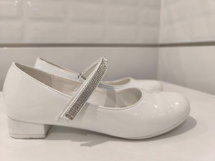 Biele sviatočné topanky, nelli blu,37