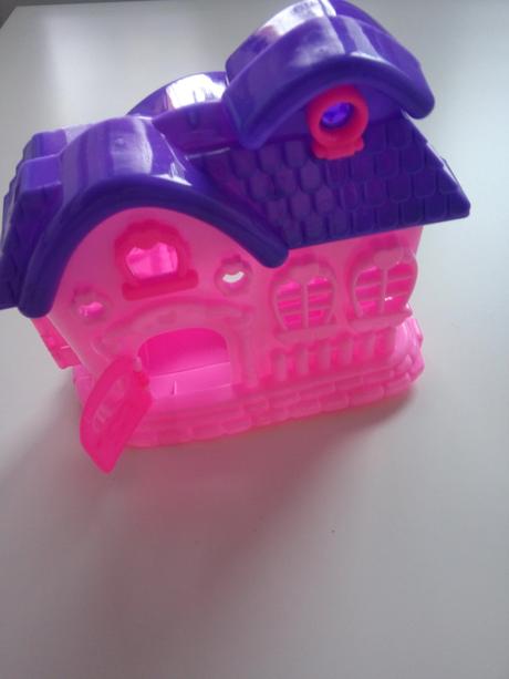 Domček s príslušenstvom., 