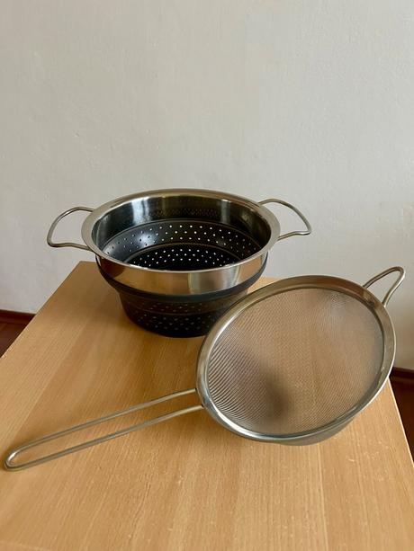 Skladacie cedidlo a cedidlo s rúčkou z ikea, 