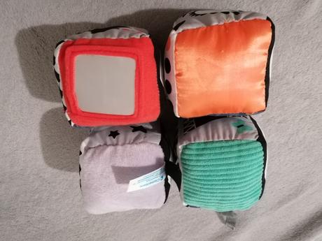 Hračky fisher price a clementoni, 