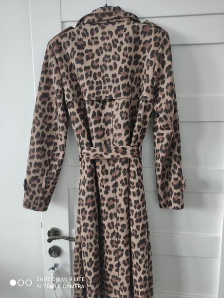 Jarný plášť leopard, 