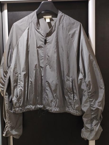 Super bunda bomberka, h&m,xxl