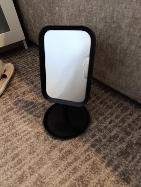 Kozmetické zrkadlo, 