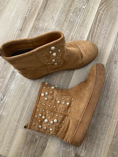 Dámske snehule/čižmičky s perlami, 38