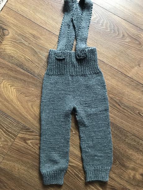 Merino rucne pletene nohavice na traky, 86