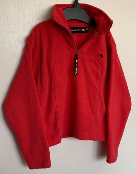 Trespass červená flisová bunda, 104