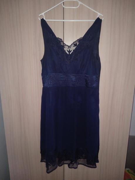 Dámske šaty s podšívkou, m