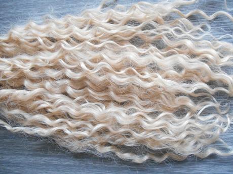 Kučeravý cop na gumičke, 