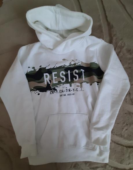 Mikiny veľ.146-152, chapter young,152