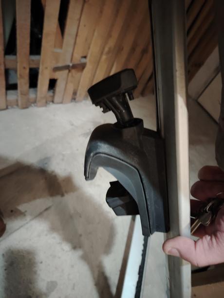 Stojany thulle na strechu,