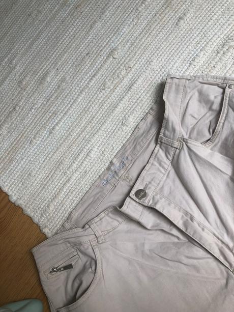 Béžové nohavice, charles vögele,46