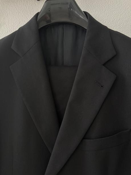 Čierny oblek ozeta, 52