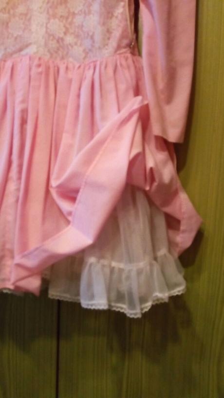 Dievčenské. šaty s krajkou, s