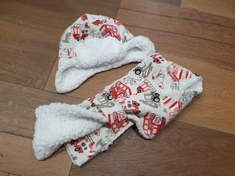 Čiapka so šálom, 86