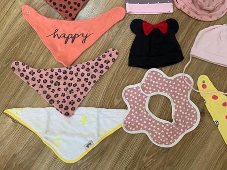 Čiapky + podbradníky 62-64, 62