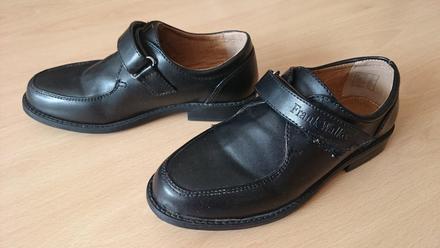 Chlapčenské topánky, 33