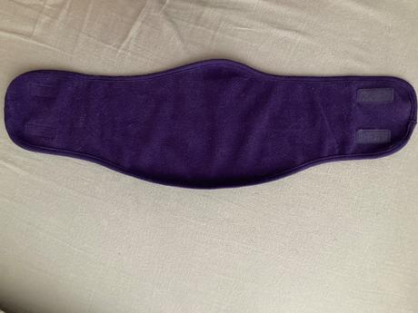 Fialový nákrčník, tchibo