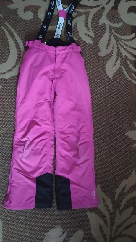 Dievcenske oteplovacky, 158