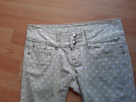 Dámske nohavice, 28