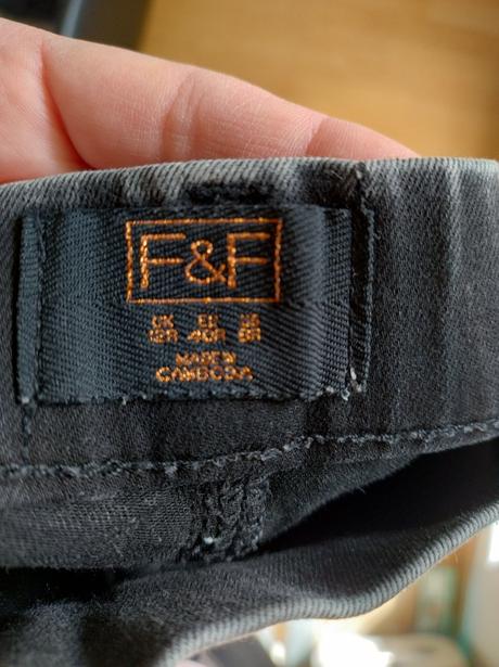 Tmavošede džegginy, f&f,40