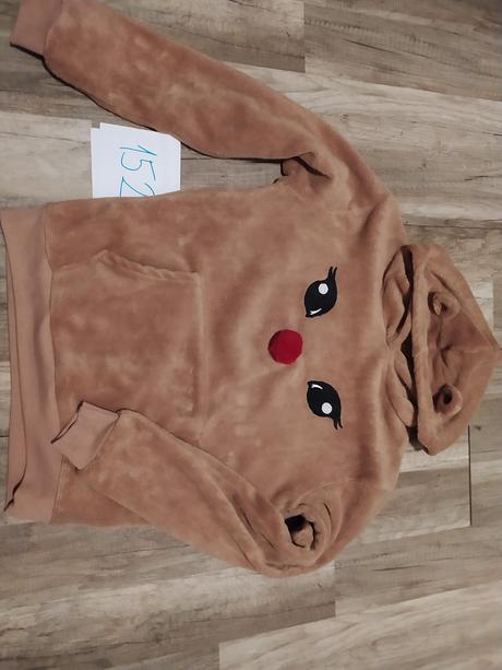 Sobikova vianocna mikina, 152