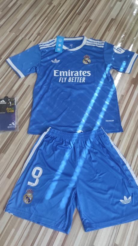Nový detský set real madrid -mbappe, adidas,128 / 134 / 140 / 146