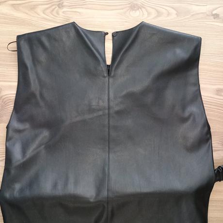 Raz oblečené kozenkove šaty only s top stav, only,s