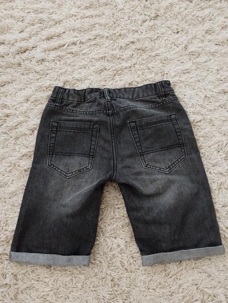 Chlapčenské kraťase, takko,158