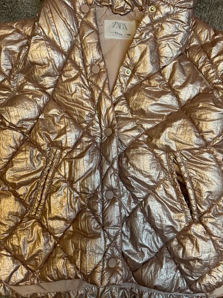 Skvelá do škôlky na 3-4 roky, zara,104