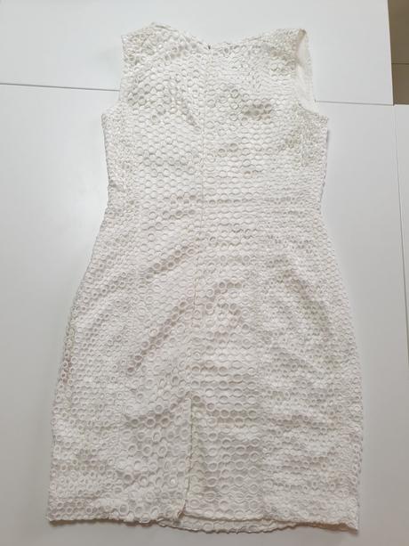 Krásne biele šaty, s