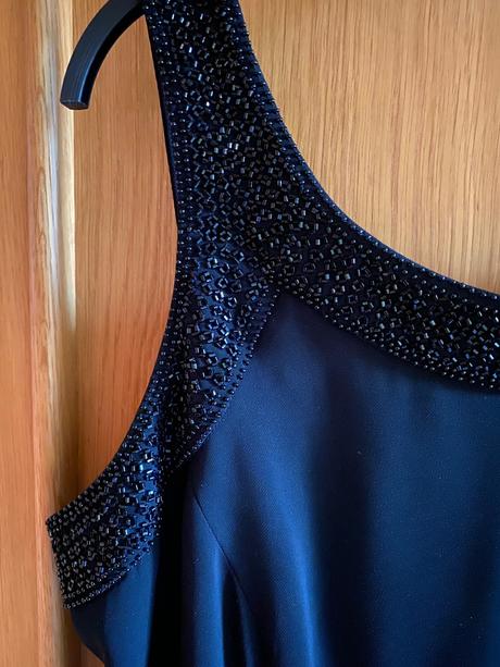Elegantné čierne šaty talianskej zn. mariposa č.42, xl