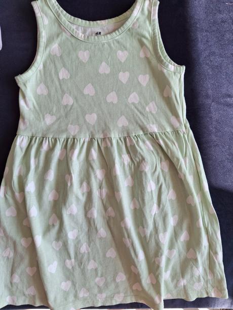 Srdieckove saty, h&m,110