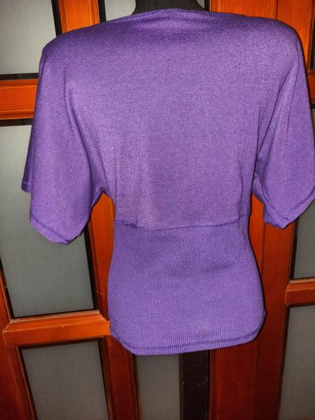 Svetrík s krátkym rukávom veľ. s-m, s