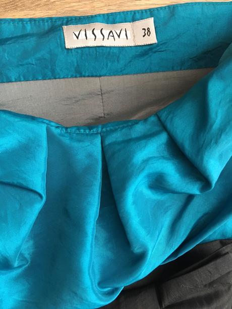 Slávnostné dámske šaty, 38