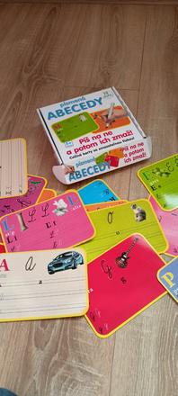 Píš a potom zmaž abeceda,