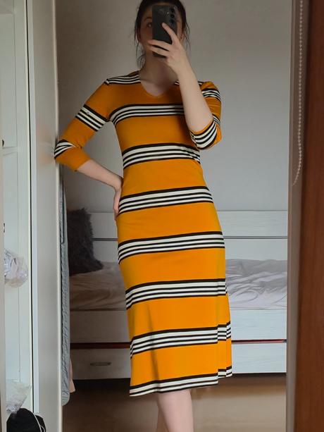 Oranžové pruhované šaty s v-výstrihom reserved, reserved,m