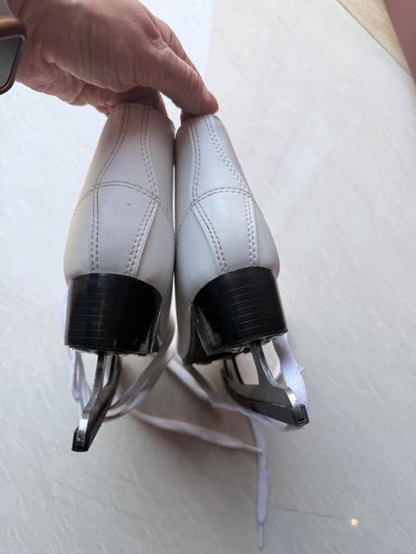 Dievčenské zimné korčule veľkosť 33/34, 33