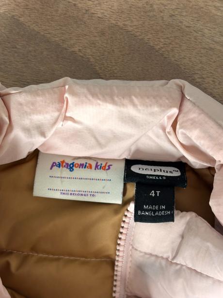 Dievčenská páperová bunda patagonia 4t, 104