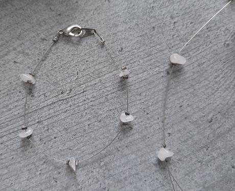 Nahrdelnik a set z ruženínu,