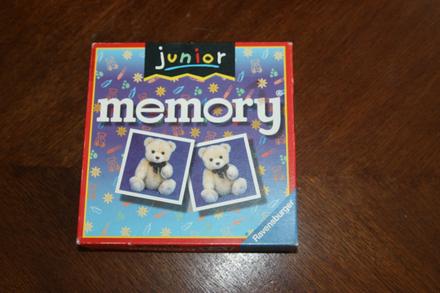 Junior memory - 32 parov,