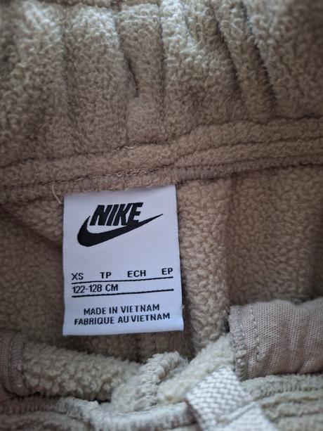 Športové teplé nohavice zn nike air č.122-128, nike,128
