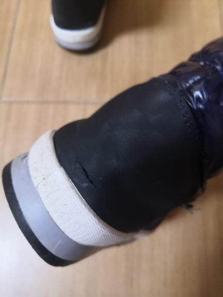 Snehule zn. cortina 32, 32