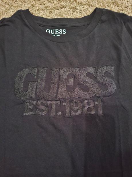Tricko, guess,xl