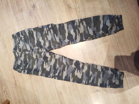 Zateplené nohavice, chapter young,158